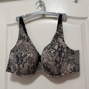 Lane Bryant Cacique Balconette bra size 40D cream & black color